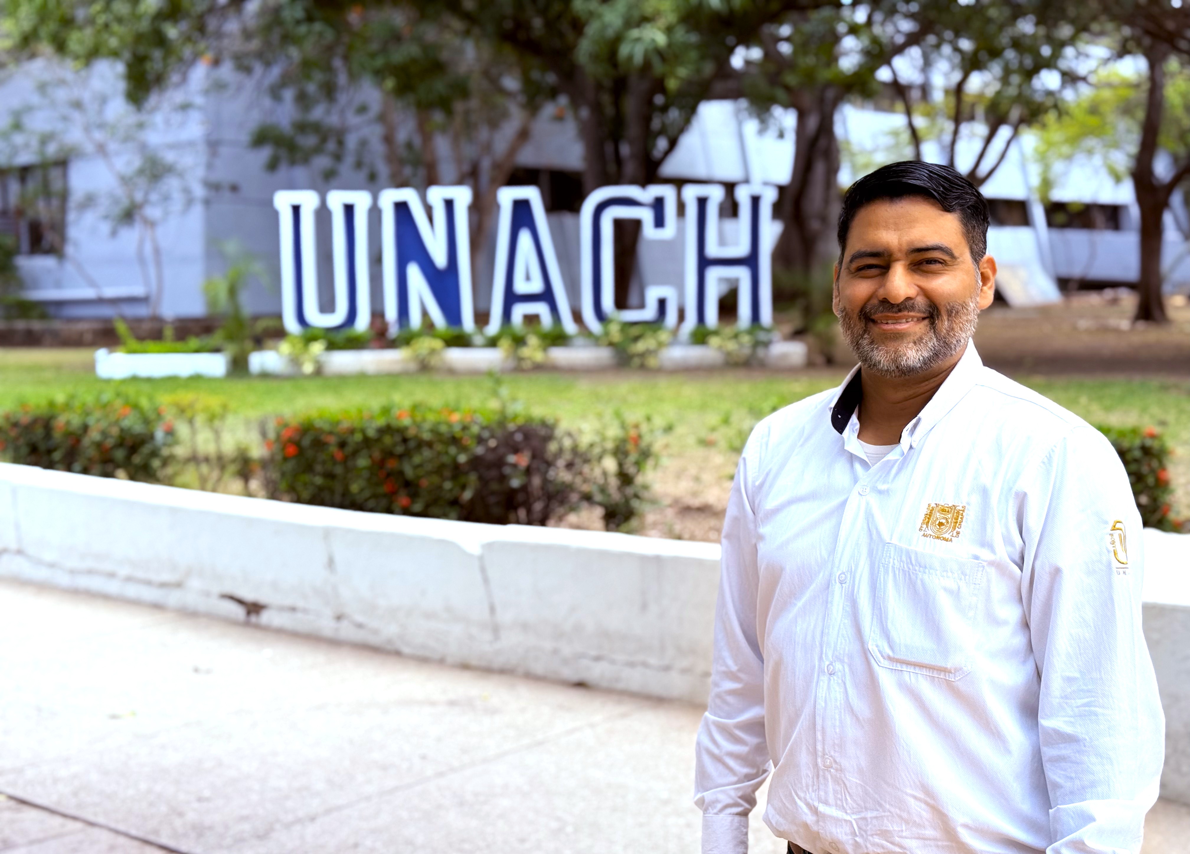 Dr. Omar Antonio de la Cruz Courtois